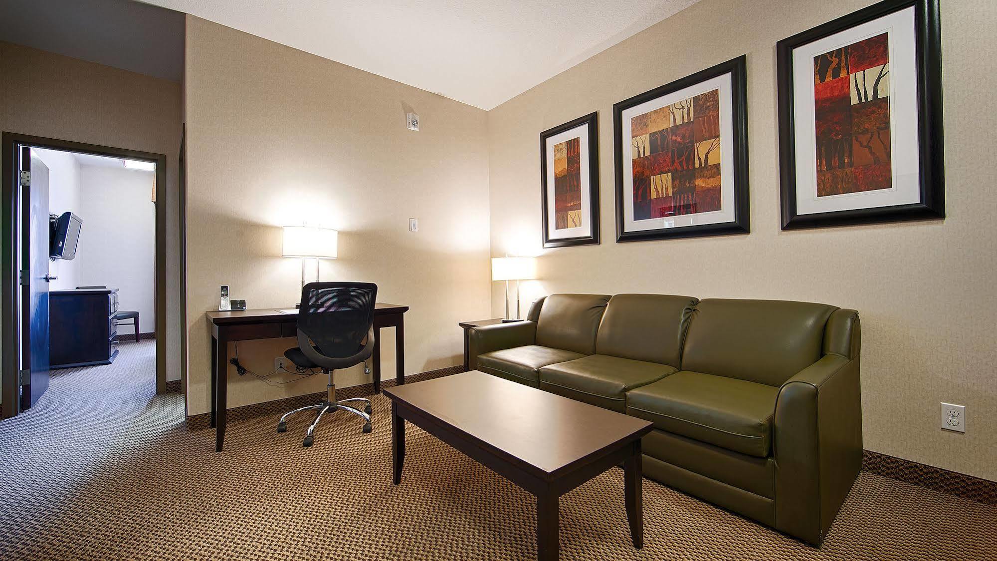 Best Western Wainwright Inn & Suites Eksteriør bilde